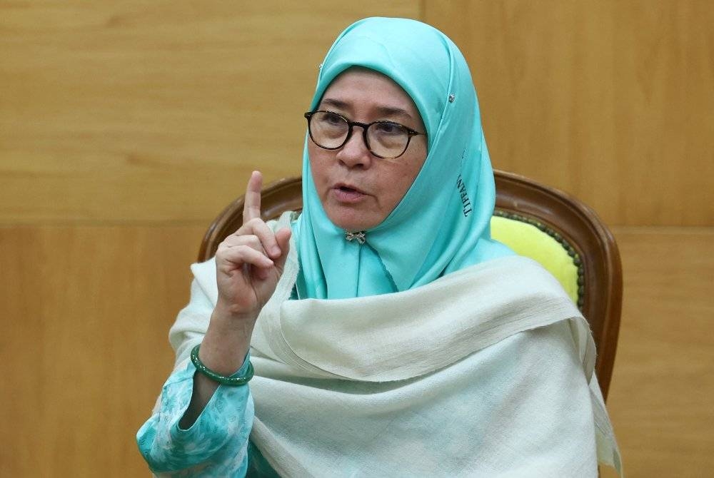 Raja Permaisuri Agong Tunku Azizah Aminah Maimunah Iskandariah - Foto Fail Bernama