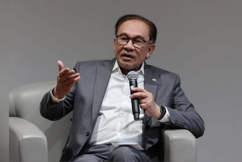 Datuk Seri Anwar Ibrahim. - Foto Bernama