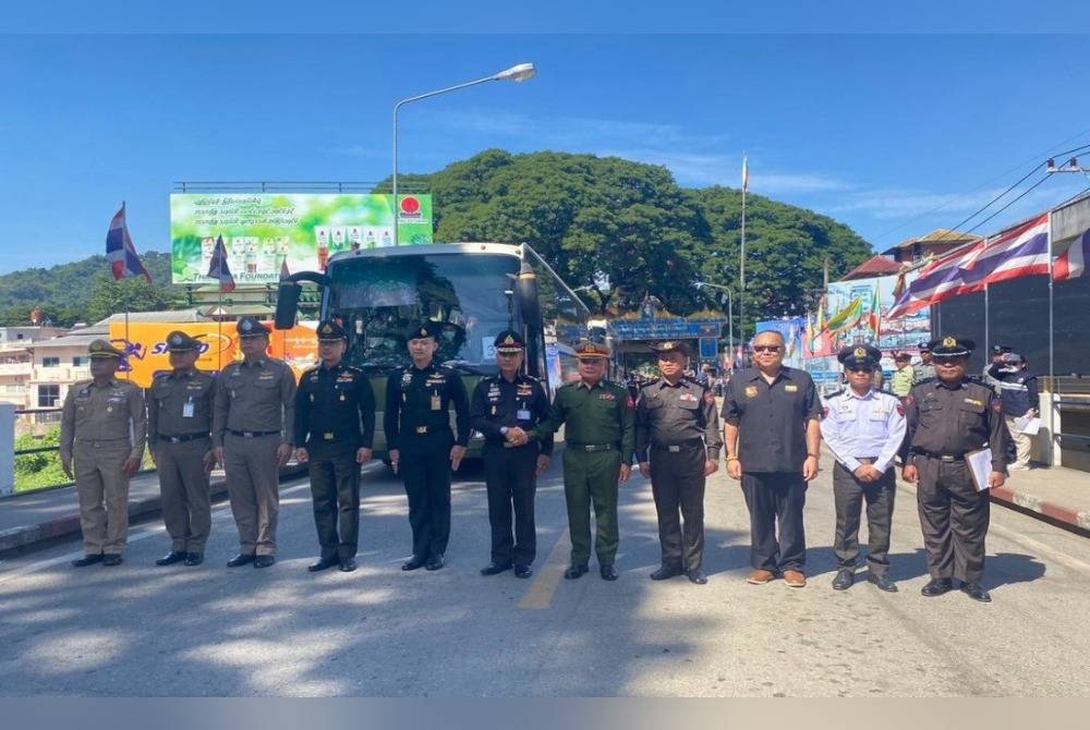 Kementerian Luar Thailand mengucapkan terima kasih kepada kerajaan Myanmar dalam operasi menyelamatkan kumpulan 41 warga Thailand yang terkandas di bandar Laukkaing. - Foto Royal Thai Army