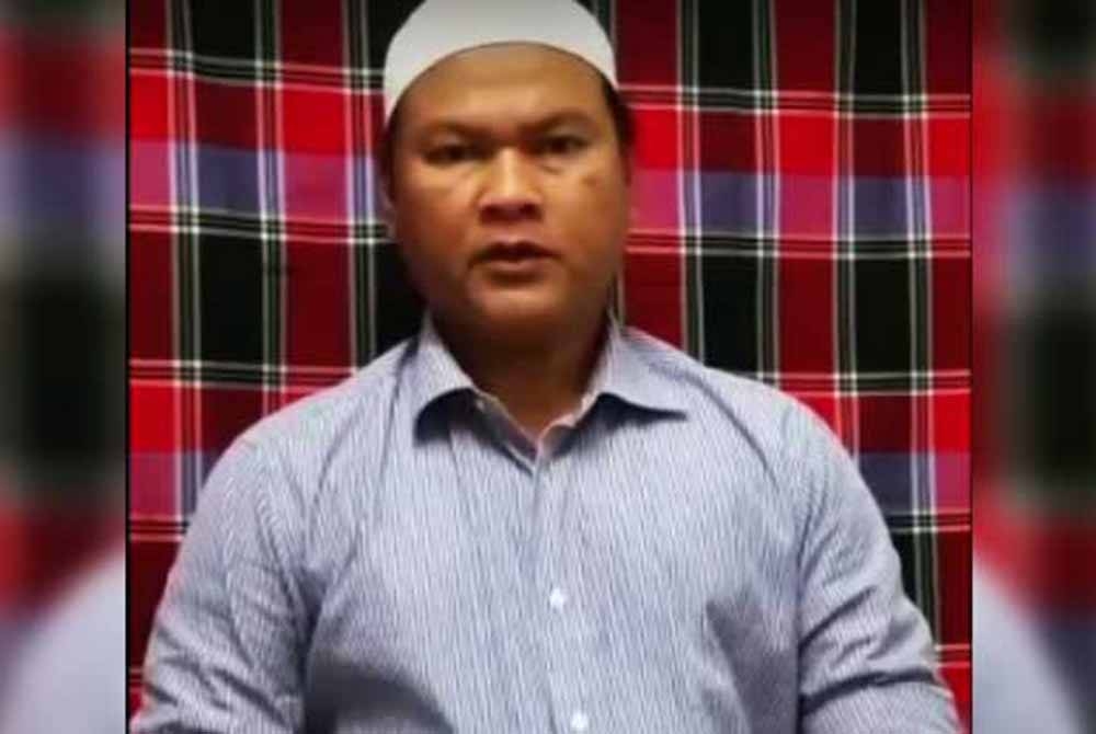 Sirul Azhar yang sebelum ini disabitkan kesalahan membunuh wanita Mongolia, Altatuya Shaaribu, pada 2006 masih di bawah notis merah Interpol.