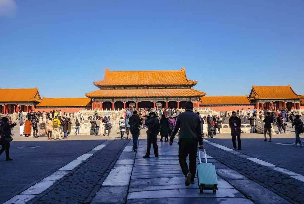 China laksanakan dasar pengecualian visa sepihak bagi pemegang pasport biasa dari Malaysia dan lima negara lain mulai 1 Disember 2023 hingga 30 November 2024. - Foto 123RF