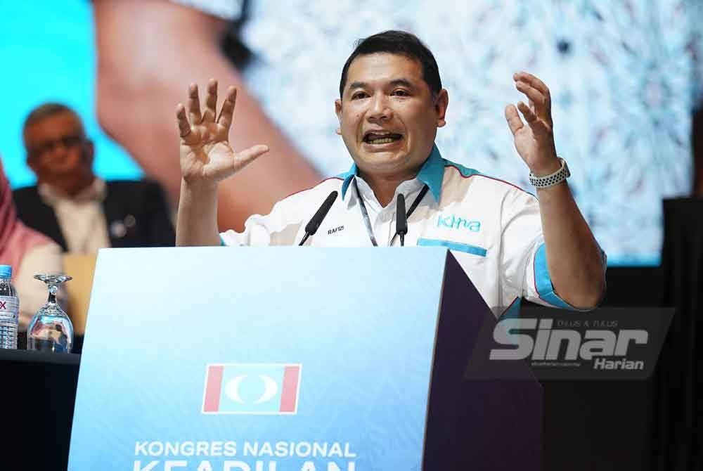 Rafizi menyampaikan ucapan penggulungan pada Kongres Nasional Tahunan PKR 2023 di PICC, Putrajaya pada petang Ahad.