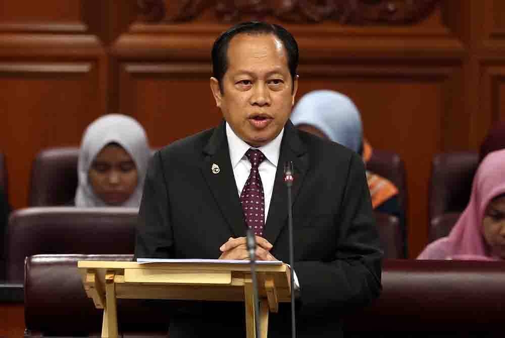 Timbalan Menteri Kewangan I Datuk Seri Ahmad Maslan ketika menghadiri Sidang Dewan Negara di Bangunan Parlimen hari ini. - Foto Bernama.