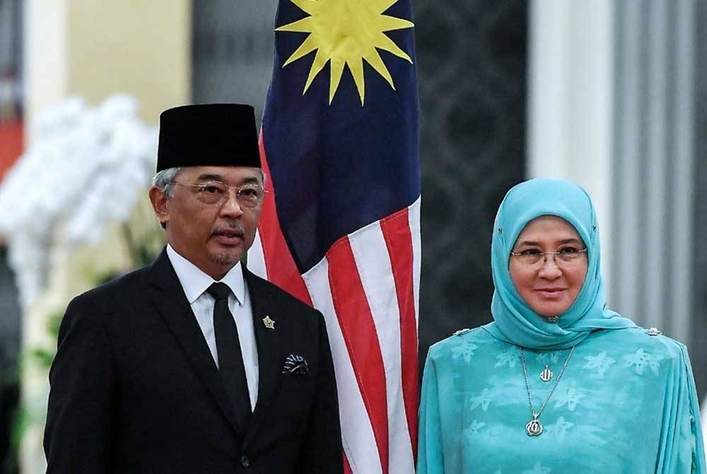 Yang di-Pertuan Agong Al-Sultan Abdullah Ri&#039;ayatuddin Al-Mustafa Billah Shah dan Raja Permaisuri Agong Tunku Azizah Aminah Maimunah Iskandariah berkenan mengadakan lawatan khas ke UAE mulai pada Rabu hingga 4 Disember depan. - Foto Bernama