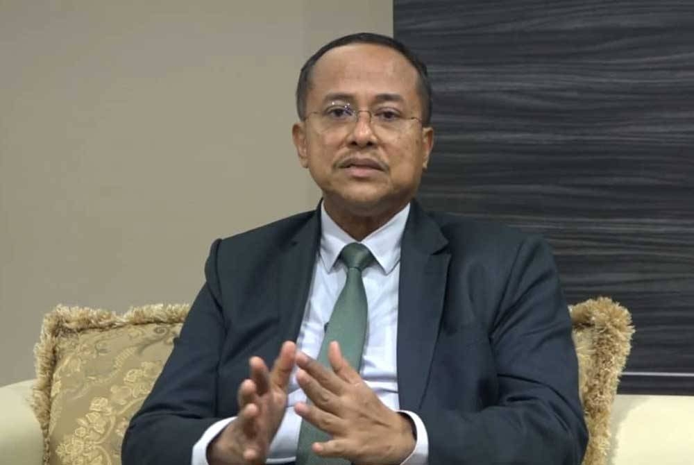 Datuk Seri Dr Ahmad Samsuri Mokhtar