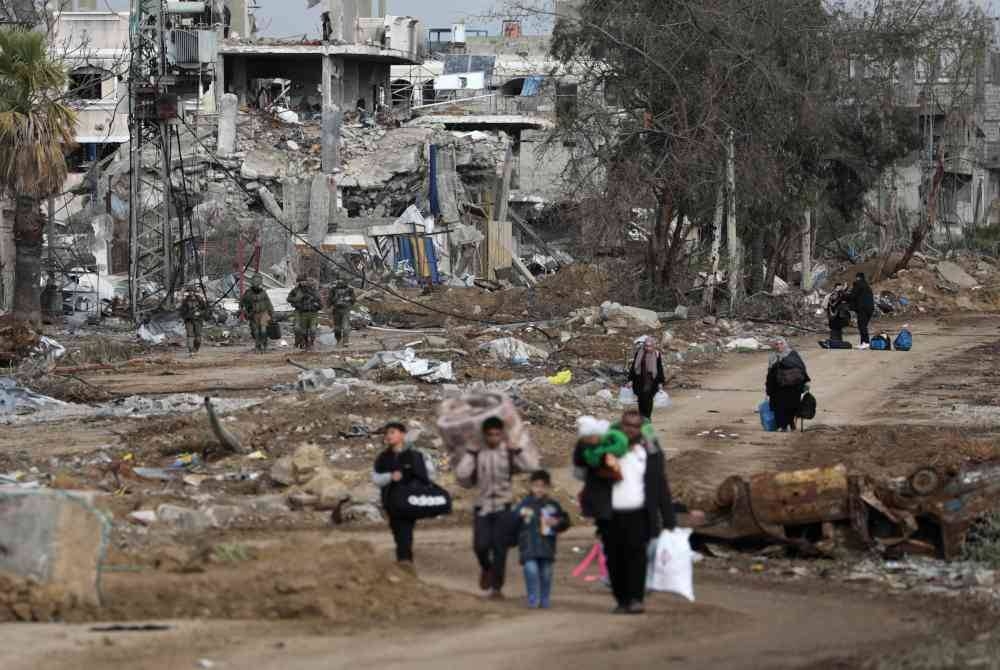 Tahap bantuan kepada rakyat Palestin di Gaza masih tidak mencukupi untuk memenuhi keperluan lebih dua juta orang. - Foto EPA