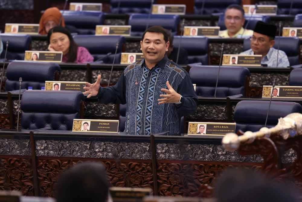 Rafizi ketika Persidangan Dewan Rakyat di Bangunan Parlimen hari ini. - Foto Bernama