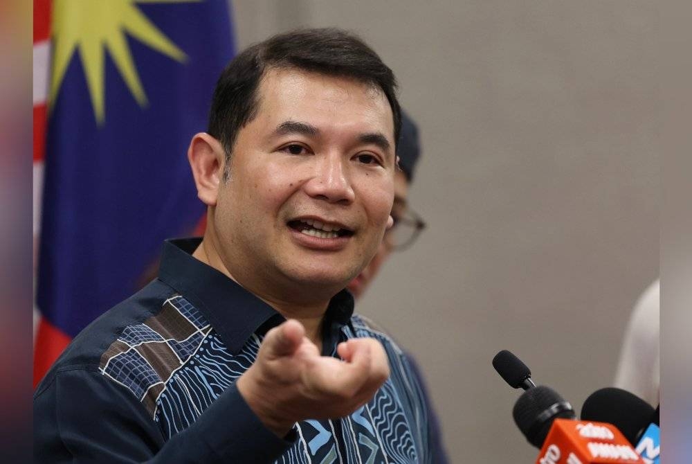 Rafizi pada sidang media ketika menghadiri Sidang Dewan Rakyat di Bangunan Parlimen pada Khamis. - Foto Bernama