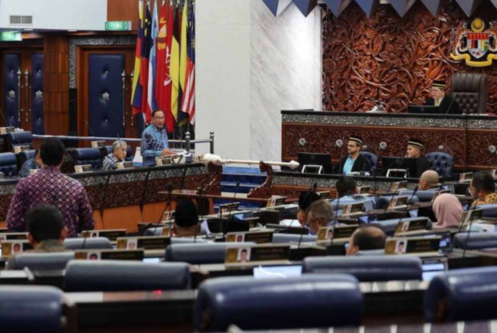 Anwar yang juga Menteri Kewangan ketika Sidang Dewan Rakyat di Parlimen baru-baru ini. - Foto Bernama