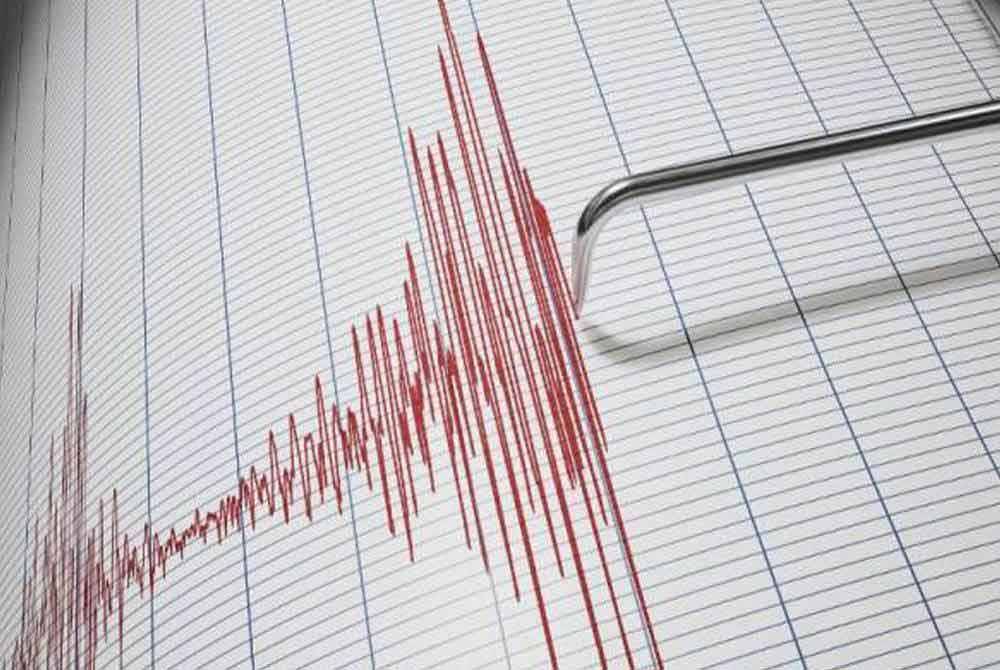 Gempa bumi kuat berukuran 7.5 pada skala Richter melanda Mindanao, Filipina pada 10.37 malam Sabtu. - Gambar hiasan