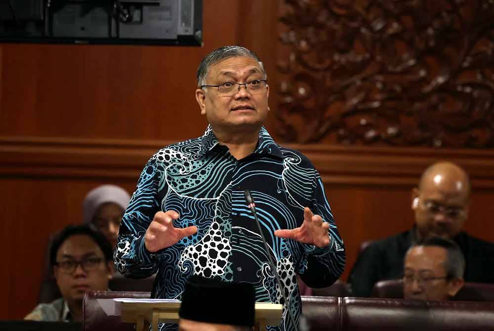 Shamsul Anuar ketika Sidang Dewan Negara di Bangunan Parlimen pada Khamis. - Foto: Bernama