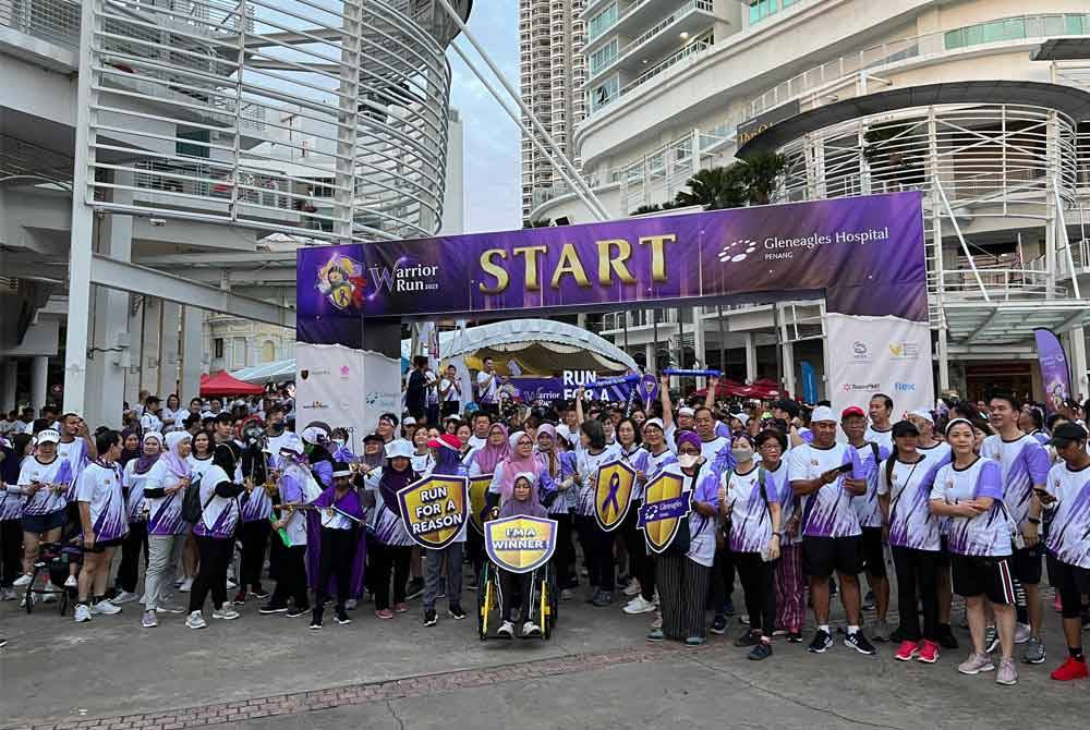 Antara peserta yang mengambil bahagian dalam acara Warrior Run yang diadakan baru-baru ini.