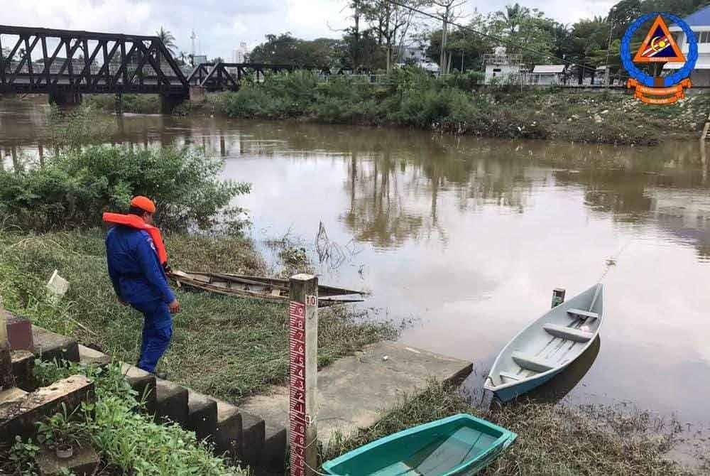 Paras air Sungai Golok di Rantau Panjang sudah kembali normal. - Foto APM