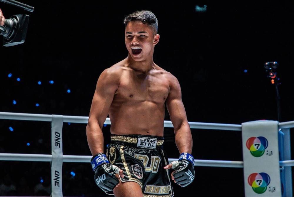 Johan hanya memerlukan 36 saat untuk menumpaskan Tabares dalam pertarungan ONE Fight Night 17 di Stadium Tinju Lumpinee, Bangkok, Thailand.