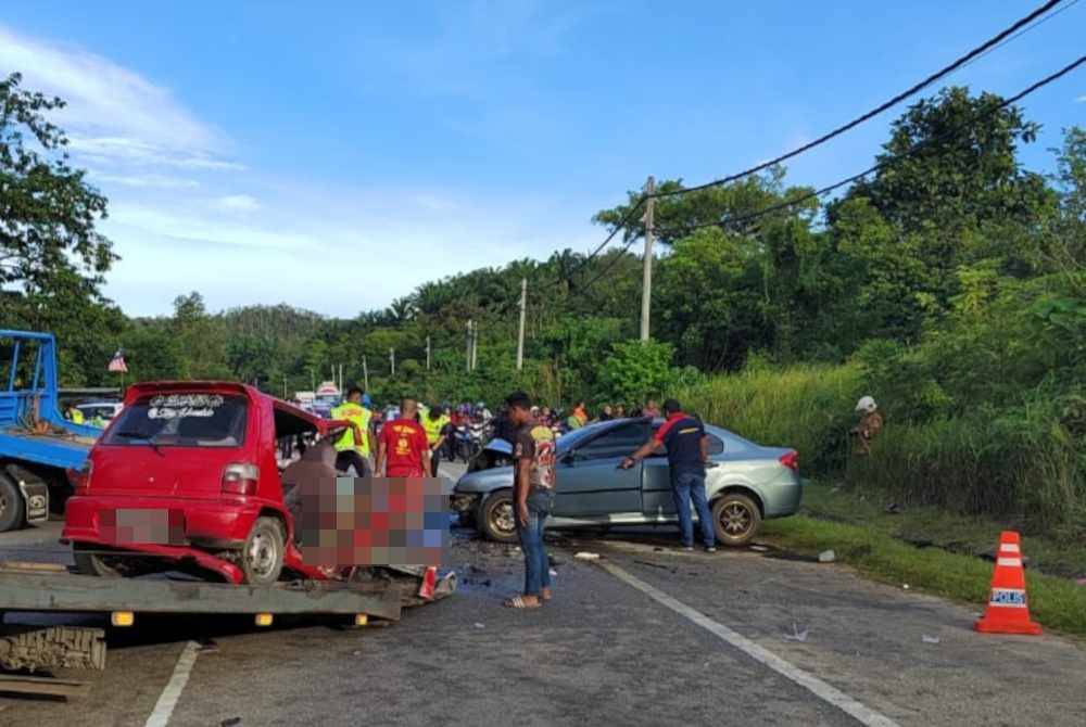 
Dua kenderaan bertembung menyebabkan dua mangsa maut dalam kemalangan pada Sabtu.