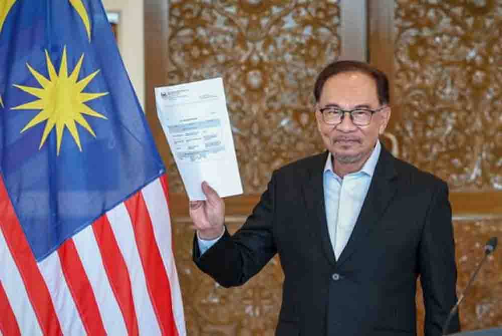 Rombakan Kabinet yang diumumkan Perdana Menteri, Datuk Seri Anwar Ibrahim semalam memberikan isyarat jelas bahawa Kerajaan Perpaduan sentiasa memenuhi keperluan semasa dan masa depan negara untuk Malaysia terus maju. - Foto Bernama