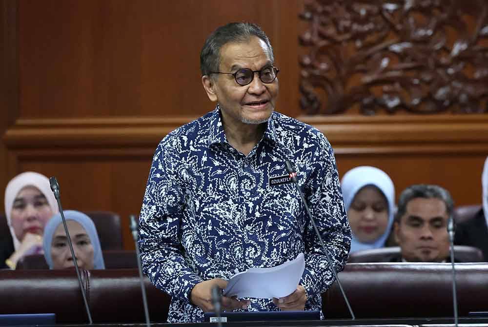 Dr Dzulkefly ketika persidangan Dewan Negara di Bangunan Parlimen hari ini. - Foto Bernama