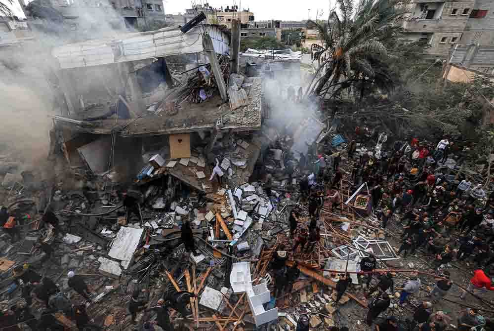 Rumah penduduk Palestin musnah akibat pengeboman Israel. Foto: AFP