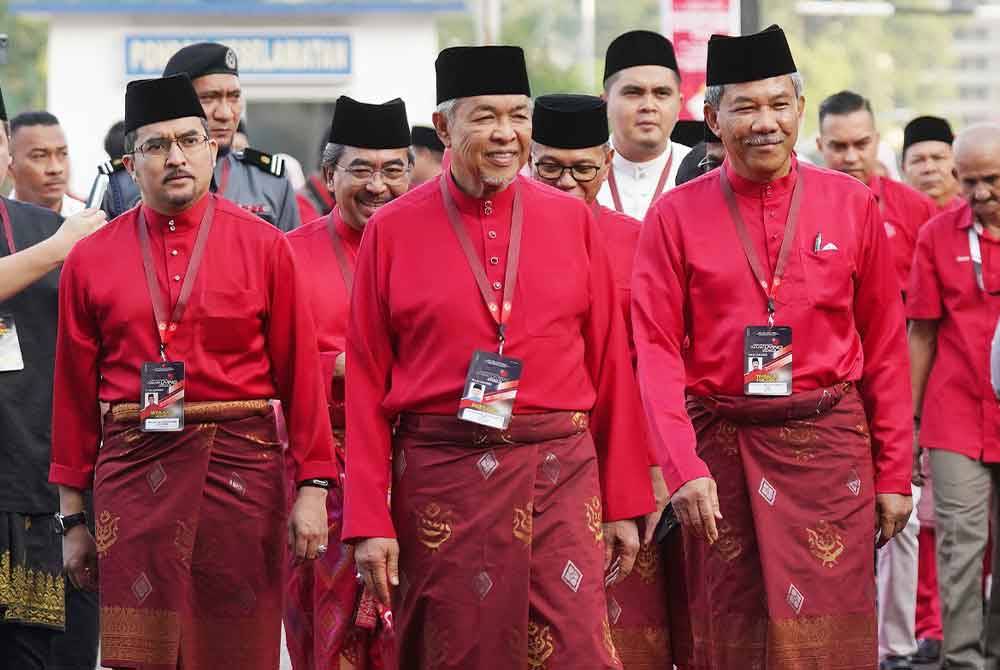 Ahmad Zahid bersama Timbalan Presiden UMNO, Datuk Seri Mohamad Hasan.