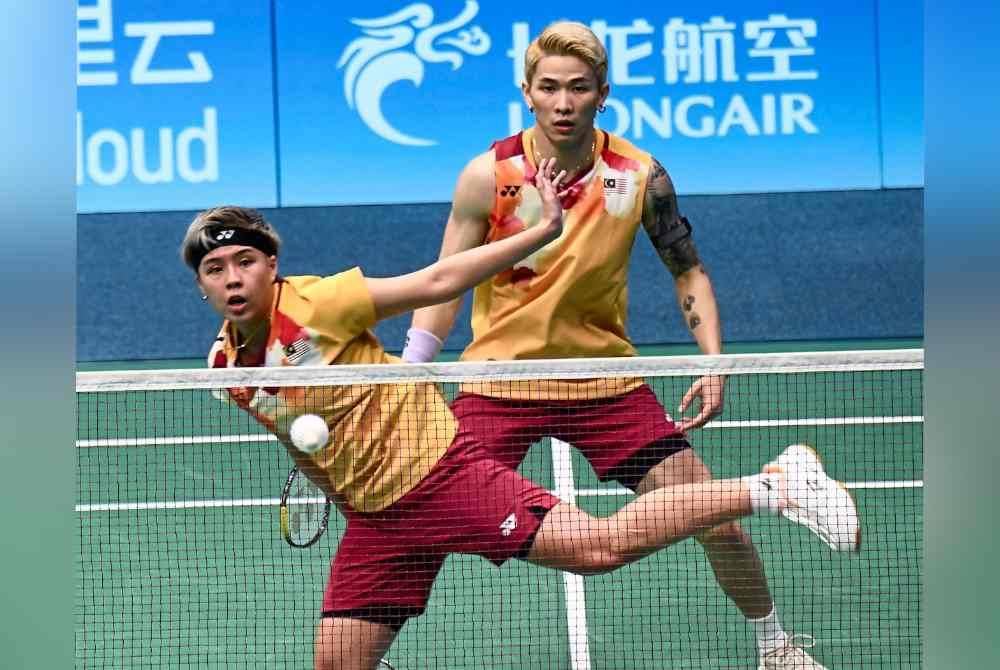 Tang Jie dan Ee Wei merekodkan satu kemenangan dan dua kekalahan dalam aksi Kumpulan A Jelajah Dunia Akhir BWF di Hangzhou.