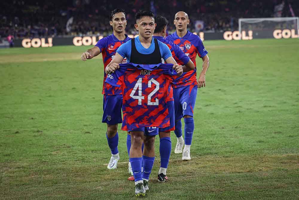 Arif Aiman ketika meraikan jaringannya pada perlawanan akhir Piala Malaysia 2023 di antara JDT dan TFC di Stadium Nasional Bukit Jalil, baru-baru ini