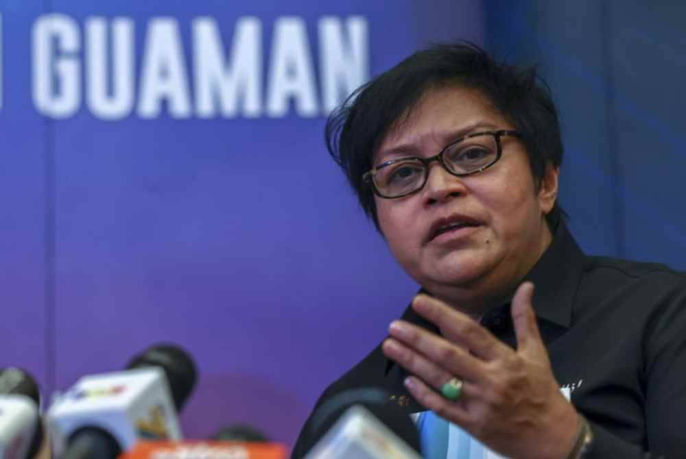 Azalina - Foto Bernama