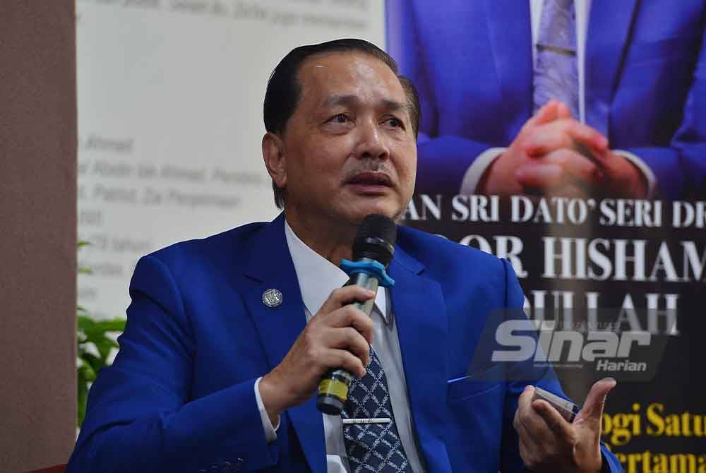 Dr Noor Hisham ketika Siri Cakna Polisi Kronologi Satu Tahun Pertama Covid-19 di UiTM Shah Alam pada Khamis. - Foto SINAR HARIAN/ ASRIL ASWANDI SHUKOR.