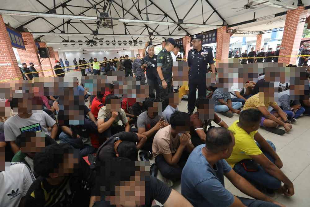 seramai 1,101 PATI tanpa dokumen sah ditahan di &#039;mini Dhaka&#039; PATI dalam operasi khas sekitar Kompleks Kota Raya dan Jalan Silang di Kuala Lumpur.