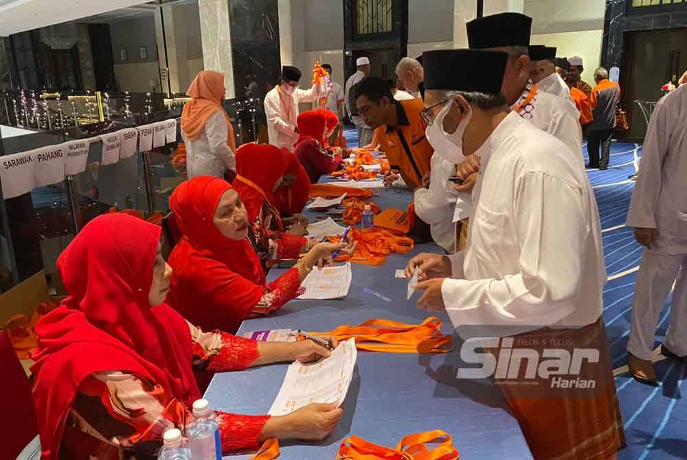 Para perwakilan dari setiap negeri hadir sempena Konvensyen Nasional Amanah 2023 yang berlangsung di salah sebuah hotel di Klang pada Sabtu.