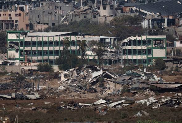 Sejak 7 Oktober, tentera Israel telah melancarkan serangan ke atas Gaza dan mengakibatkan 20,057 terbunuh dan 53,320 cedera, kebanyakannya kanak-kanak dan wanita. - Foto AP