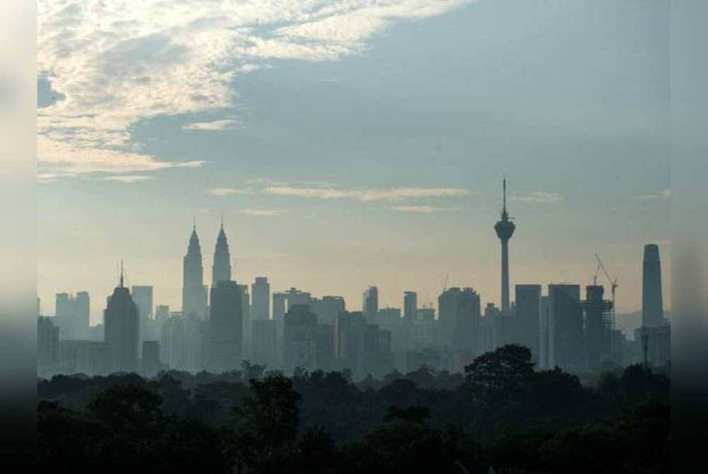 Kuala Lumpur juga patut menjadi bandar Sastera Islam Sedunia.