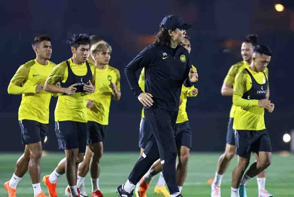 Skuad Harimau Malaya menjalani latihan di Qatar.