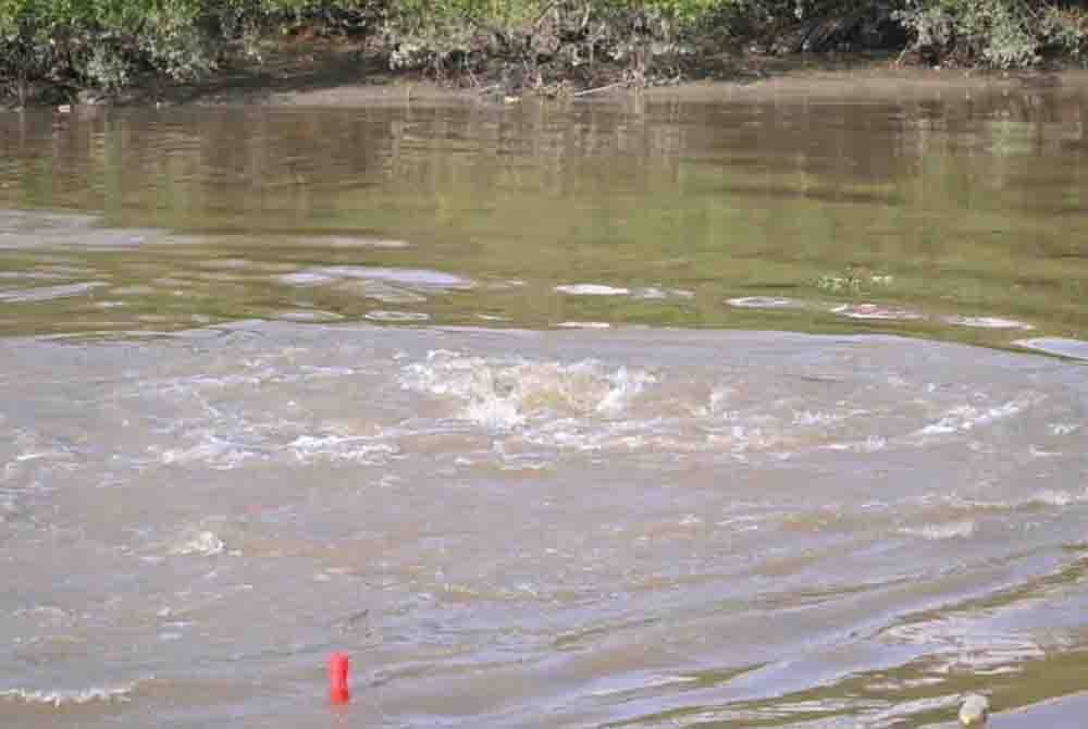 PBAPP sedang menyiasat kejadian paip bocor di Sungai Perai.