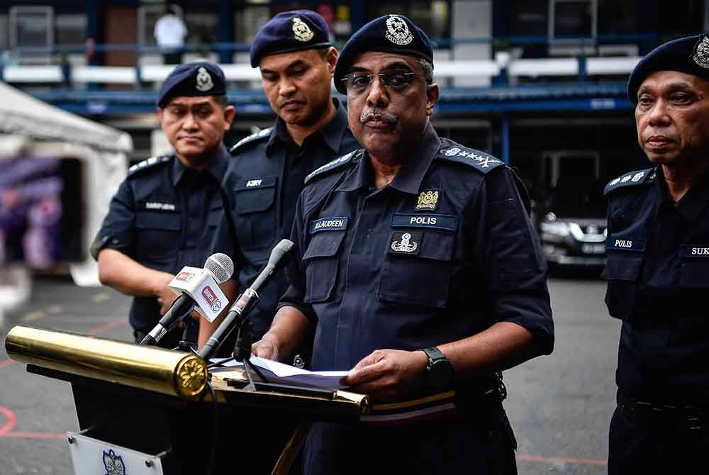 Allaudeen ketika sidang media khas mengenai Penutupan dan Lencongan Jalan Sempena Perarakan Chariot Thaipusam Tahun 2024 di Balai Polis Trafik Kuala Lumpur. Foto Bernama