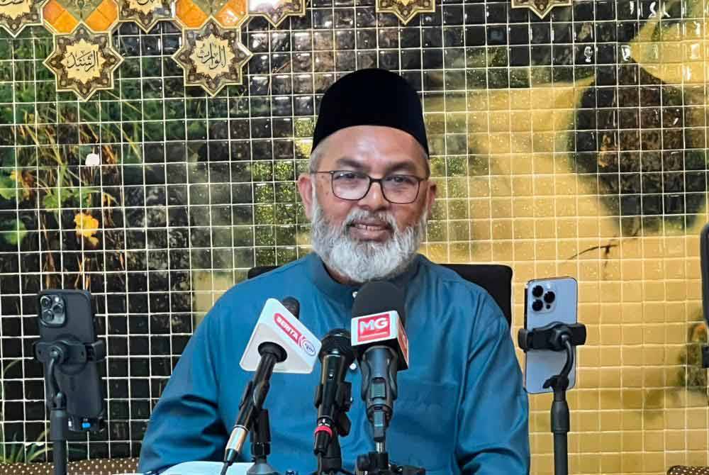 Syed Abu Hussin Hafiz pada sidang akhbar di Baitul Husna, Puchong pada Jumaat.