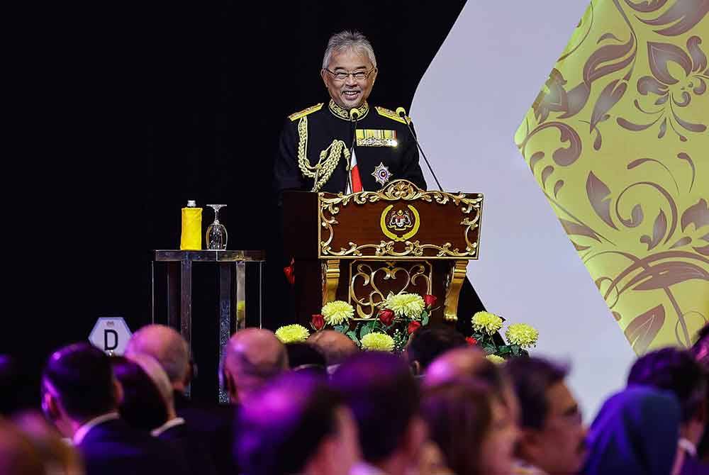 Yang di-Pertuan Agong Al-Sultan Abdullah Ri’ayatuddin Al-Mustafa Billah Shah berkenan menyampaikan titah pada Majlis Jamuan Negara sempena tamat pemerintahan Yang di-Pertuan Agong Ke-16 pada Sabtu.