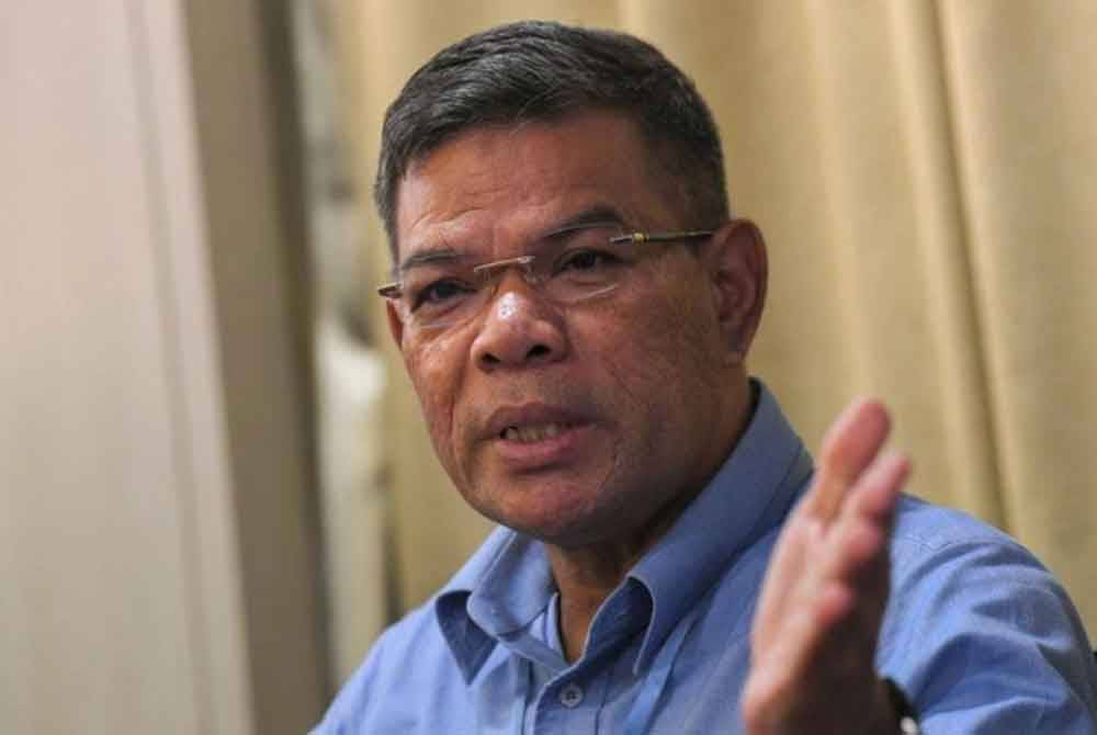 Datuk Seri Saifuddin Nasution Ismail.