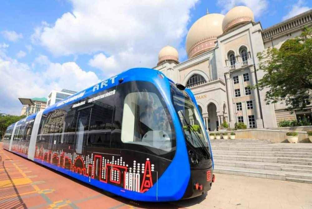 Trem tanpa landasan akan digunakan sebagai tarikan sempena Hari Terbuka Putrajaya 2024 bermula 1 hingga 4 Februari ini. Foto Perbadanan Putrajaya