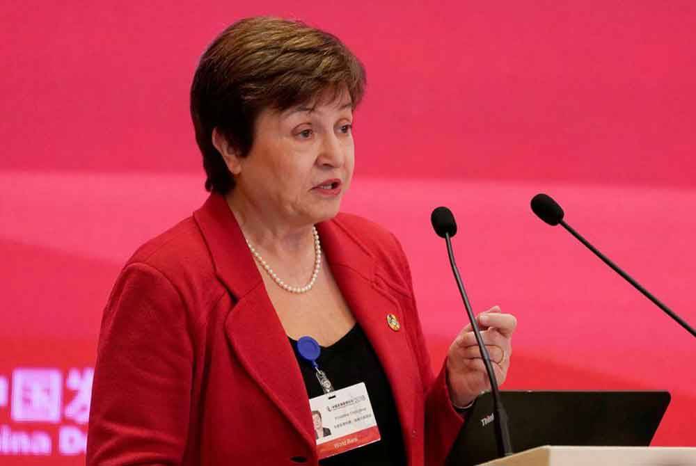 Georgieva berkata konflik antara Rusia dan Ukraine serta Israel dan Hamas serta situasi geopolitik yang kompleks masih membawa ketidakpastian kepada prospek ekonomi global. - Foto: Reuters