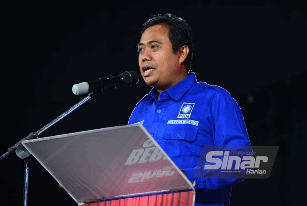 Muliadi Baharuddin Yusuf semasa program Berani Semuka: Indonesia Pilih Siapa sempena Pilpres 2024 di Kumpulan Karangkraf, Shah Alam pada Ahad. Foto Sinar Harian ASRIL ASWANDI SHUKOR