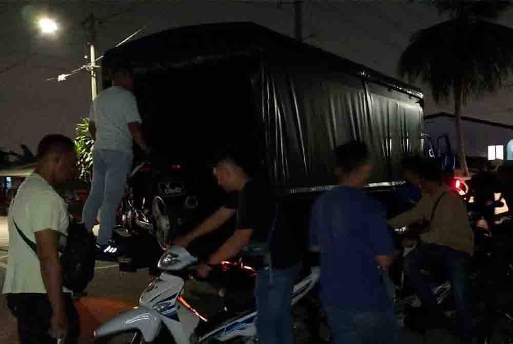 Antara motosikal yang telah disita dalam operasi di Kampung Pandan, pada 3 Februari lalu.