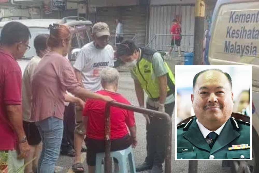 Seorang wanita warga emas (duduk) cedera akibat di ragut di Taman Muda, di sini, pada Sabtu. FOTO IPD Ampang Jaya. (Gambar kecil: Mohd Azam)