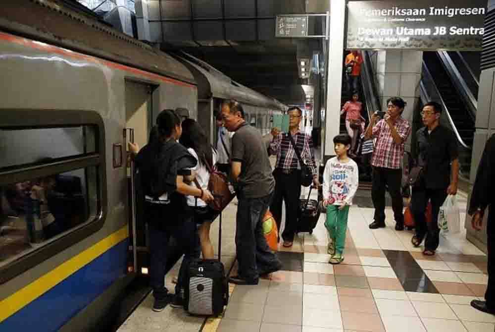 Orang ramai kini berpeluang menikmati tambang keretapi serendah RM5.