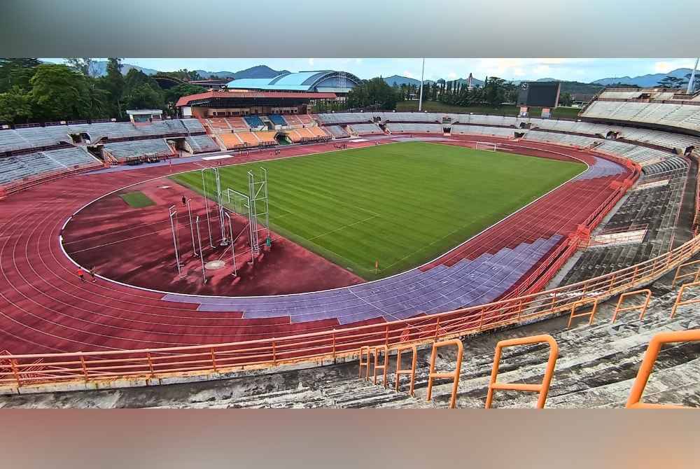 Stadium Tuanku Abdul Rahman, Paroi