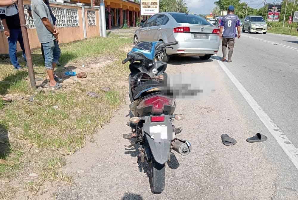 Seorang murid maut selepas motosikal yang ditungganginya dipercayai melanggar bahagian belakang sebuah lagi motosikal lain di KM34, Jalan Kota Bharu-Kuala Terengganu di Pasir Puteh pada Selasa.