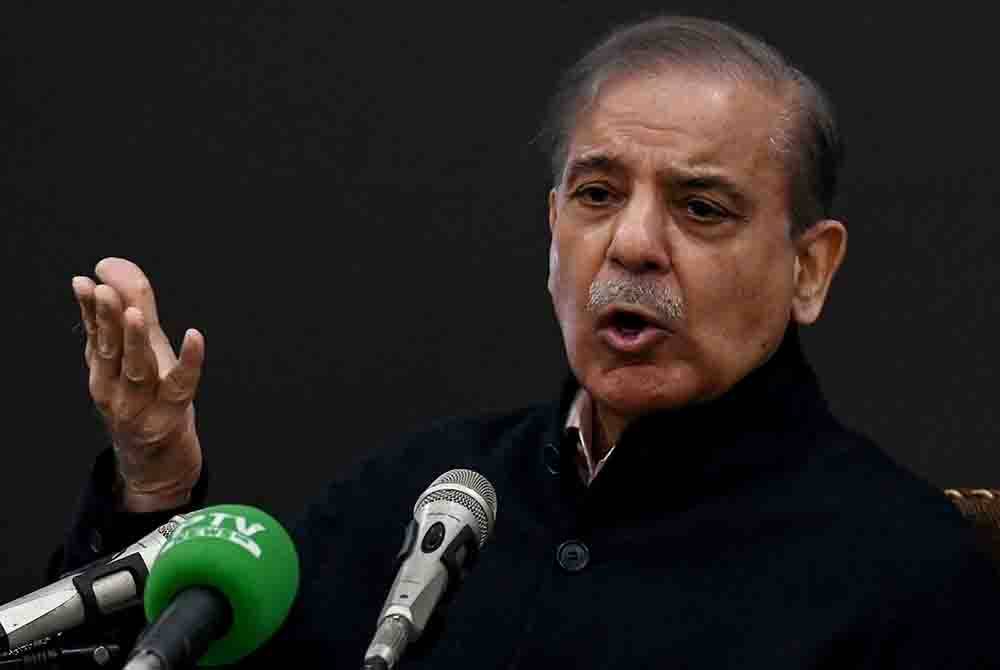 Presiden PML-N Shehbaz Sharif akan dicalonkan semula untuk jawatan perdana menteri bagi tempoh satu penggal lagi selepas jawatankuasa penyelarasan kedua-dua parti mencapai kata sepakat pada Selasa. Foto AFP