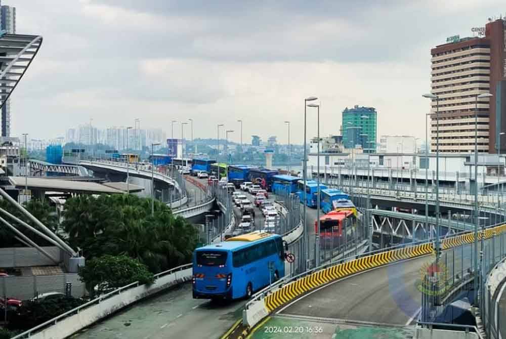 Ini merupakan kali kedua CIQ BSI berdepan gangguan bekalan elektrik selepas kali pertama dilaporkan berlaku pada Disember tahun lalu. Foto Imigresen