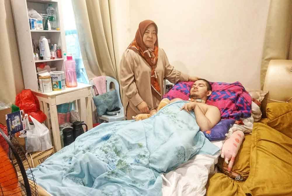 Rozita perlu memberikan perhatian dan penjagaan rapi buat Muhammad Yusshah Danish yang koma sejak empat tahun lalu akibat kemalangan jalan raya pada 1 Jun 2020.