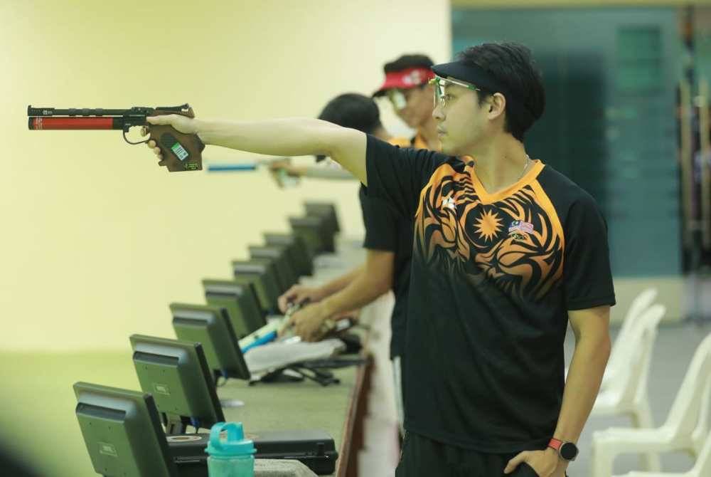 Johnathan giat menjalani latihan menjelang 154 hari menuju Sukan Olimpik Paris 2024.