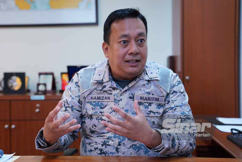 Temu bual bersama Pengarah Bahagian Carilamat dan Bantuan Bencana Maritim Malaysia, Laksamana Pertama Maritim Hamizan Harun. Foto Sinar Harian HALIM ABDUL WAHID